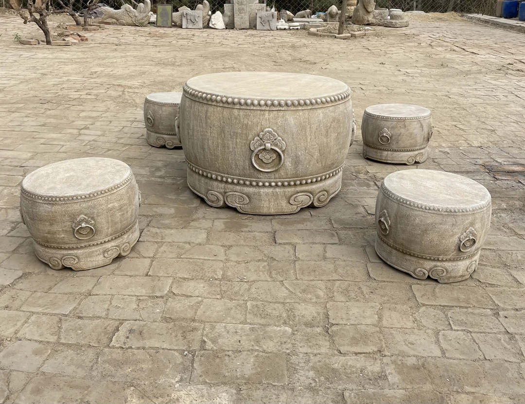 鼓桌，一桌四凳，青石，石桌直径85面直径70高50，石凳直径35高28