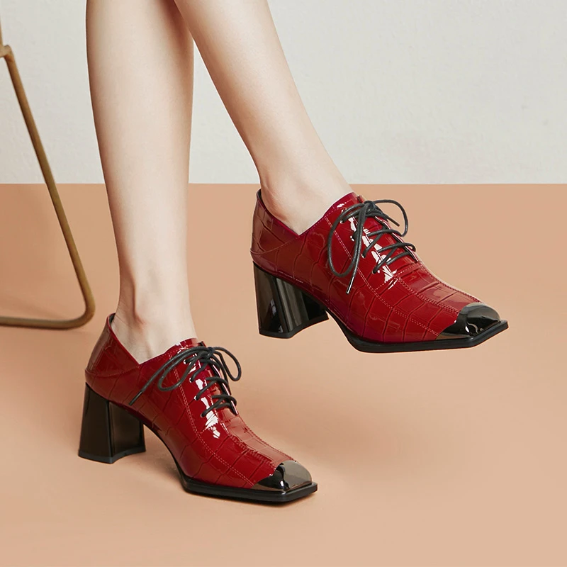 春季新款女鞋英伦风气质方头粗跟单鞋软皮防滑女士高跟鞋N013