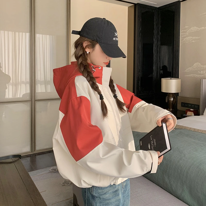 小个子棒球服2024新款连帽短款工装外套洋气小个子外套欧若风穿搭