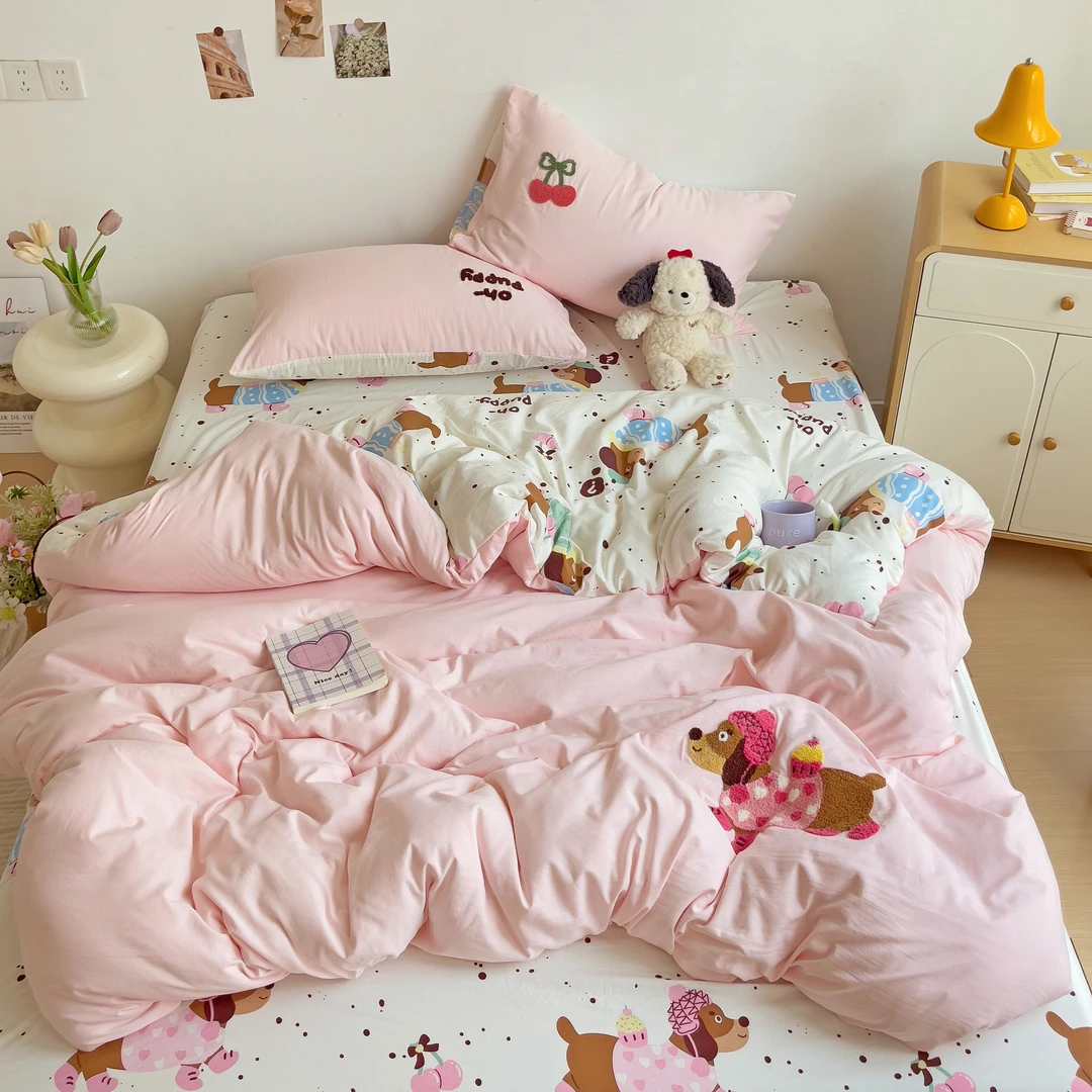 腊肠狗四季新款奶绒女孩水洗毛巾绣四件套宿舍纯色四件套学生