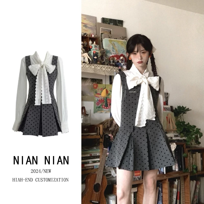 千金风灰色波点收腰显瘦吊带连衣裙法式复古花边领结衬衫两件套