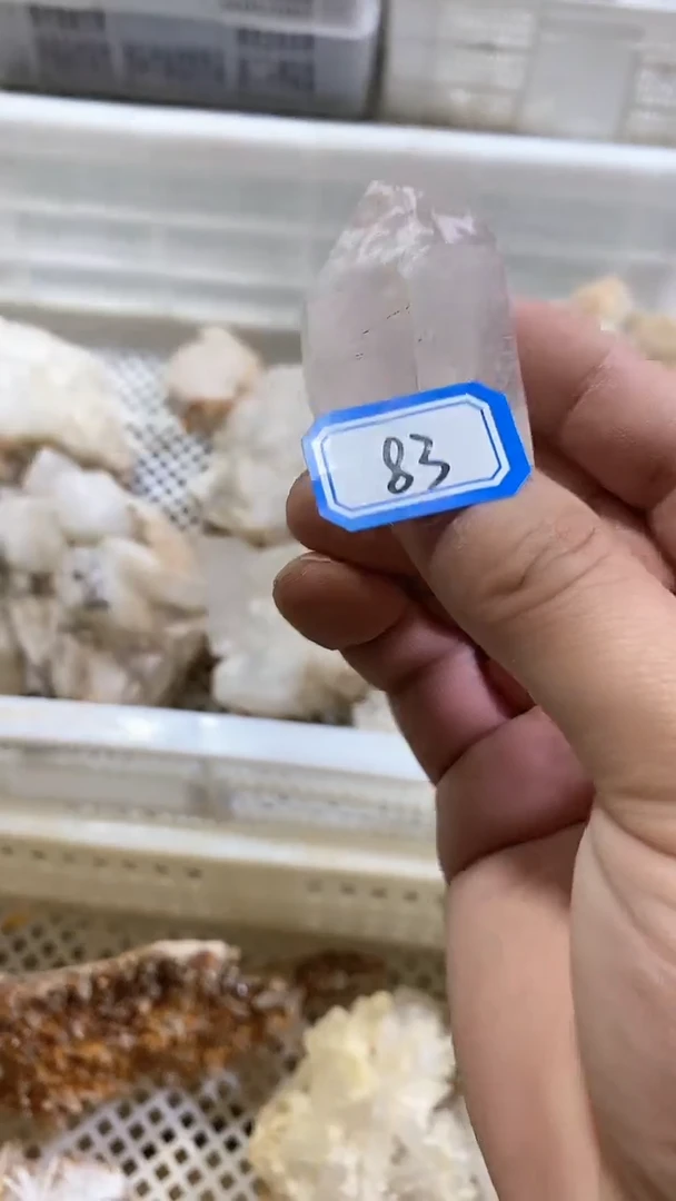 【闪购商品】水晶，未镶嵌83