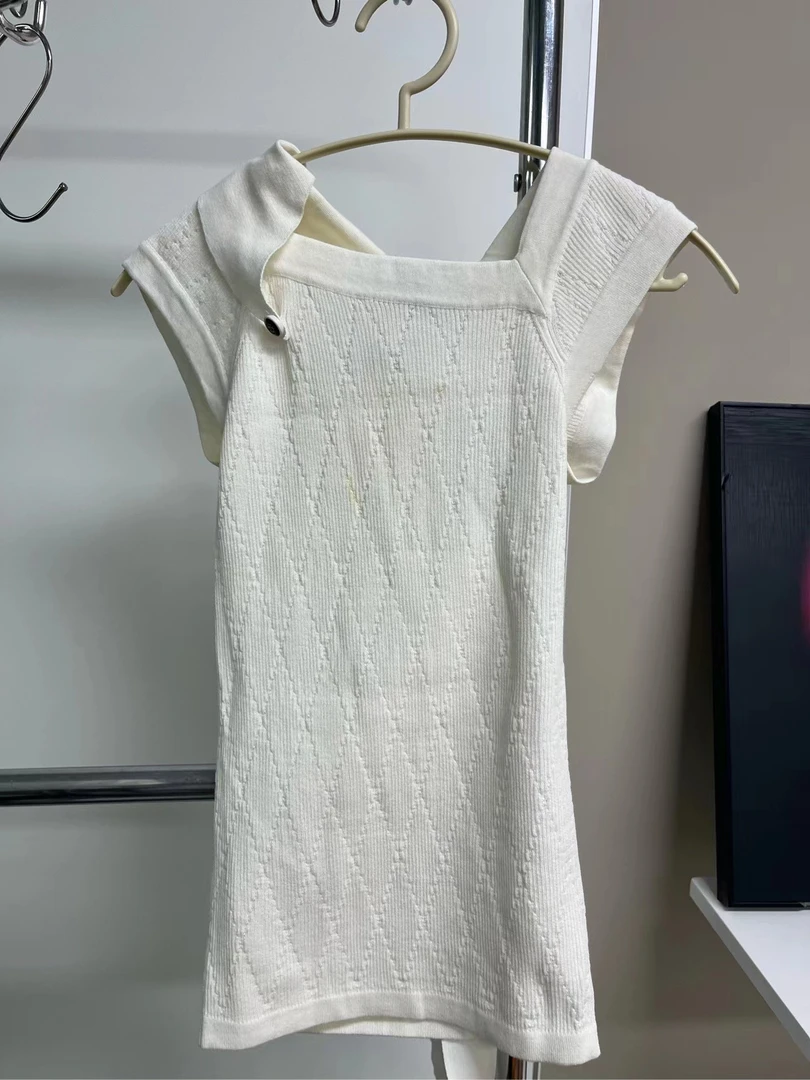 FS021/Chanel/白色针织短袖