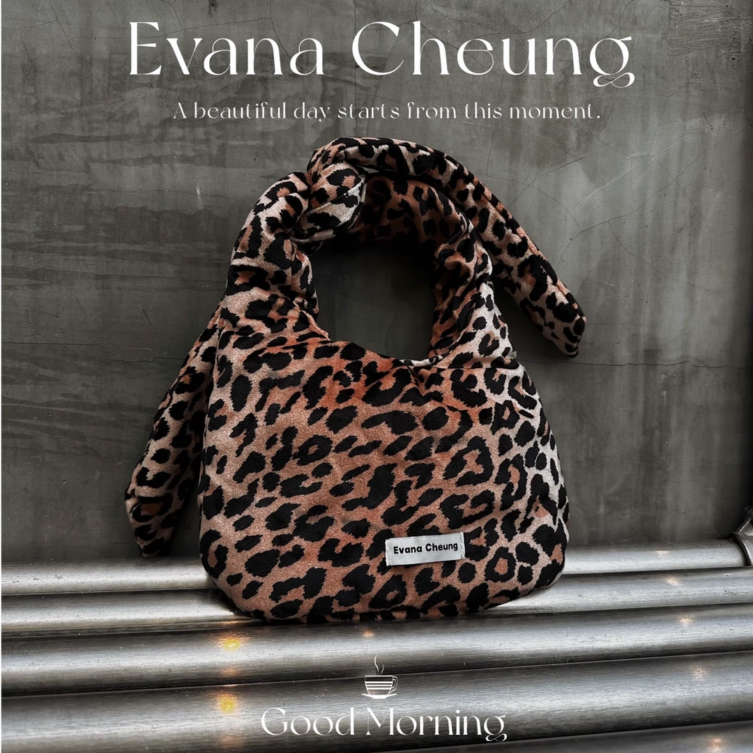 澳洲设计师品牌EvanaCheung【豹有钱系列】小号豹纹腋下包（现）