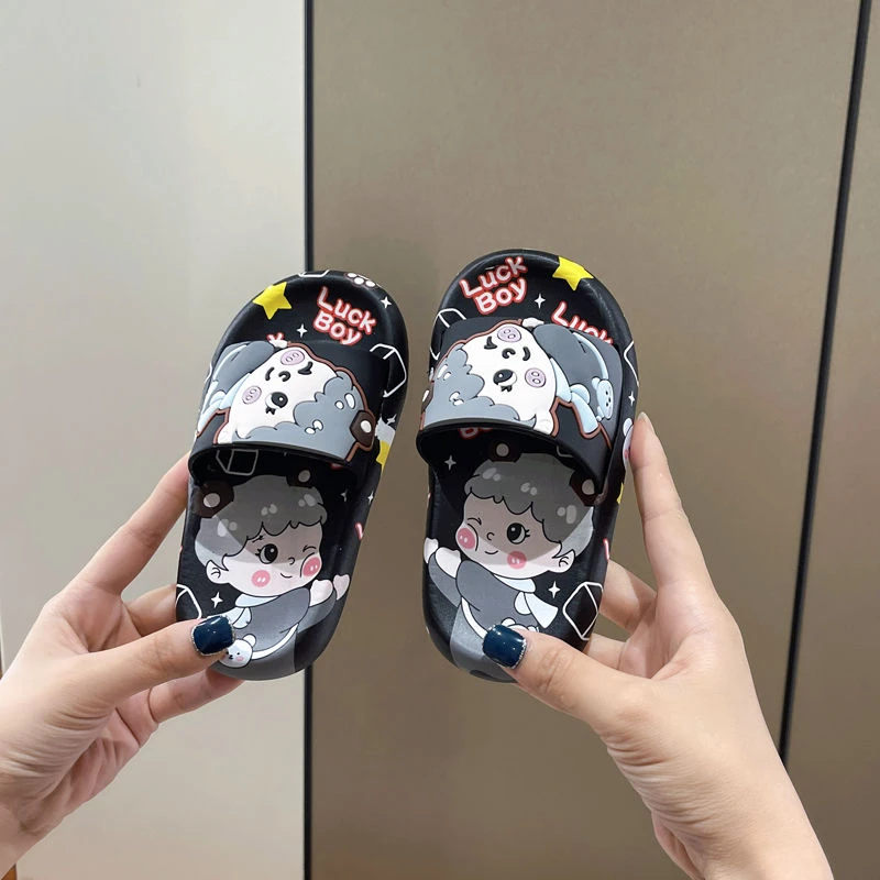 2-8岁儿童拖鞋男女童室内外穿宝宝柔软防滑卡通凉拖厚底网红软底
