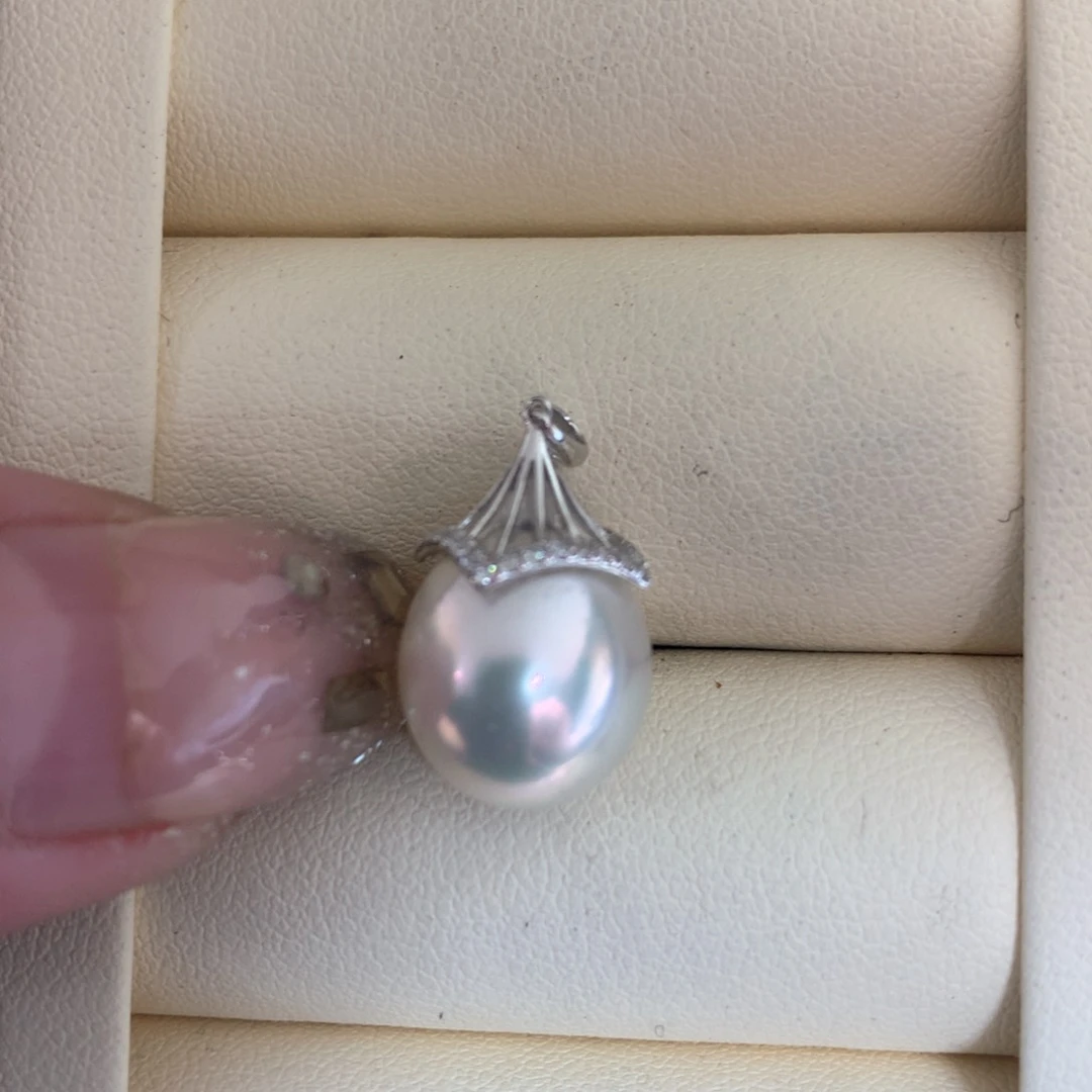 海水珍珠颈饰18K金镶嵌