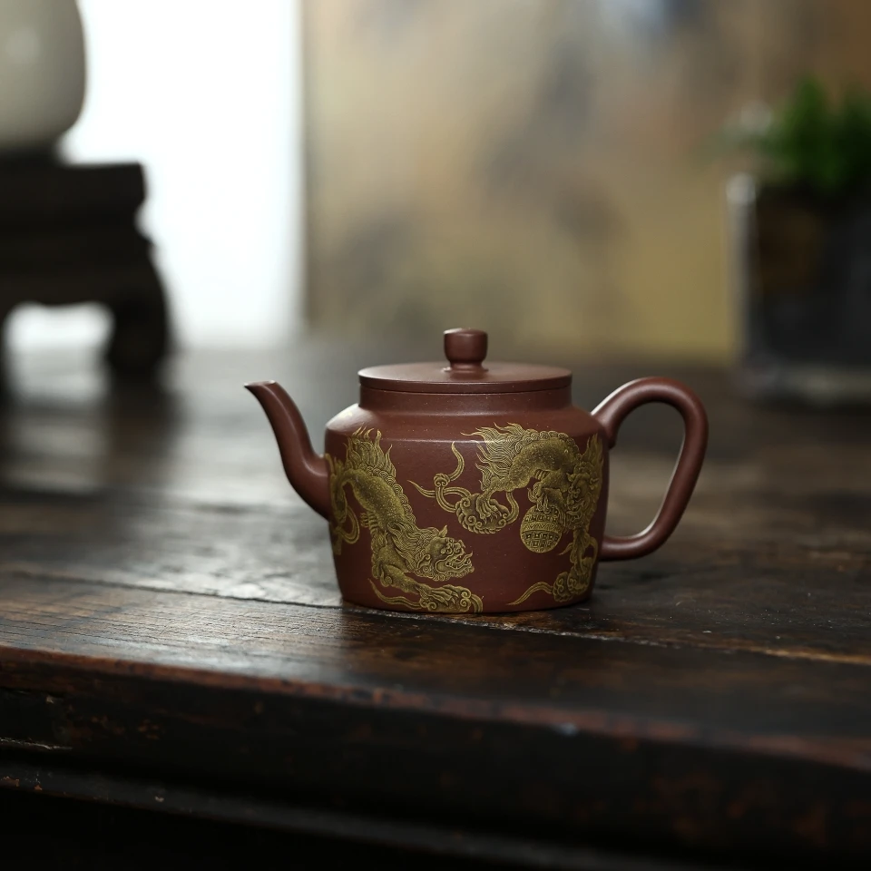 雪宝紫砂《折肩德钟》钟新明 底槽清蕴金工艺 180CC