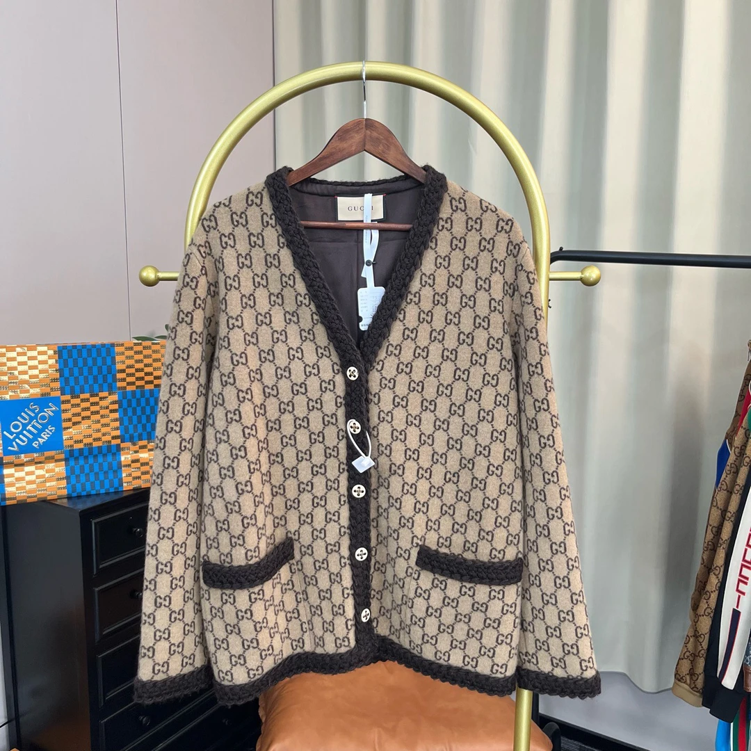 gucci/古驰棕色满印厚款丝绸内衬开衫s码/99新无配件