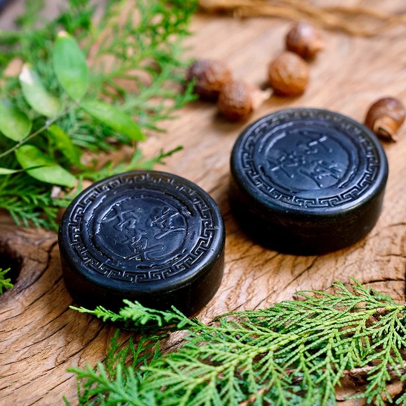 侧柏叶人参首乌草本植物手工洗发皂