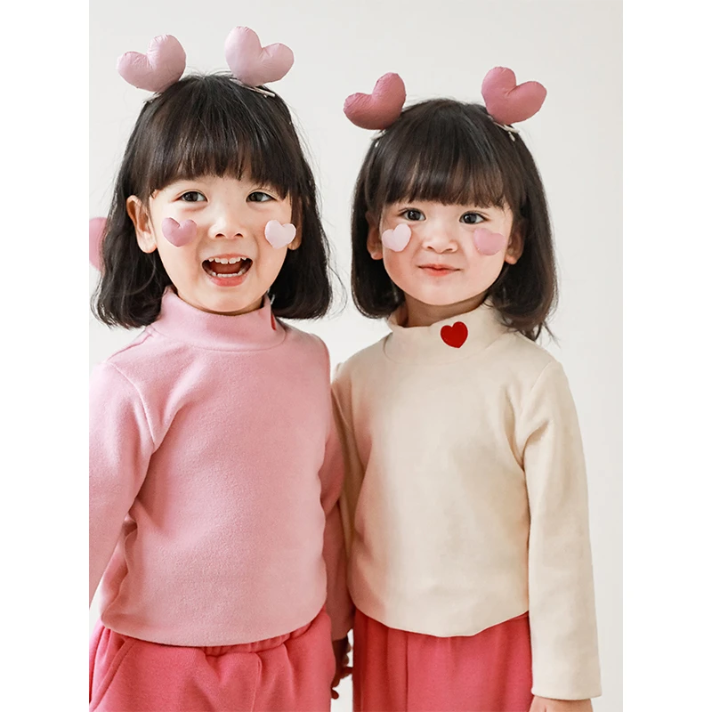 幼悠儿童休闲纯色秋冬宽松爱心刺绣高领双面打底衫D2514