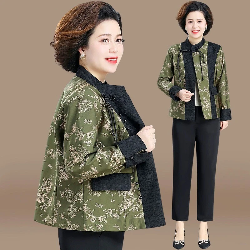 新中式国风妈妈春装外套2024新款短款风衣中老年女装春秋大码上衣