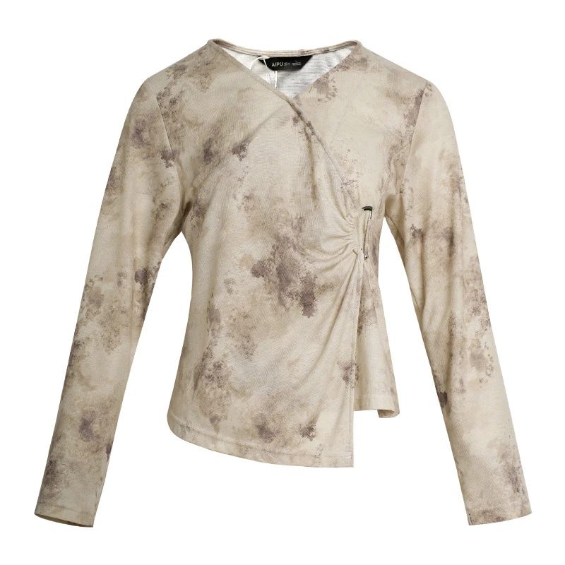 21520大码女装2024秋季新款显瘦新中式清冷风晕染上衣