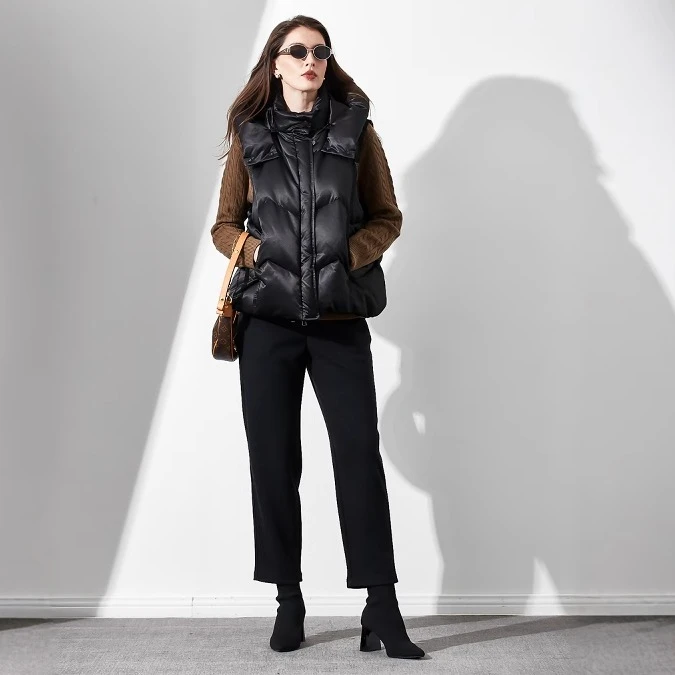 四月初九加大码女装胖MM 2024冬锦华缎蓬松温暖羽绒服马甲 三色