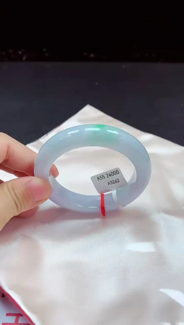 【闪购商品】翡翠手镯未镶嵌镯子54