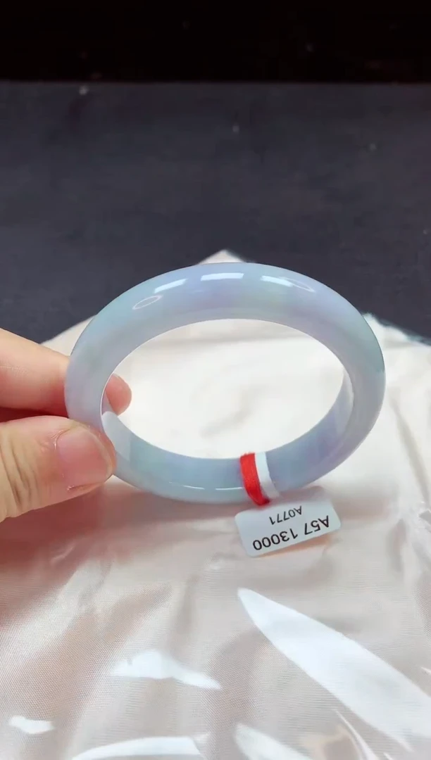 【闪购商品】翡翠手镯未镶嵌手镯57