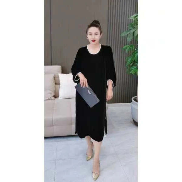 春秋桑蚕丝丝绒时尚气质显瘦圆领韩版宽松珠边灯笼袖长裙24125