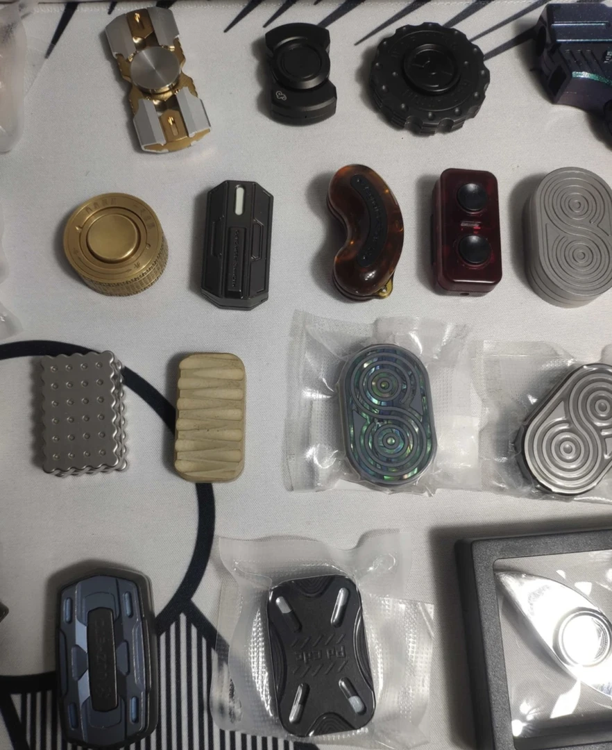 EDC推牌啪啪币直拍链接