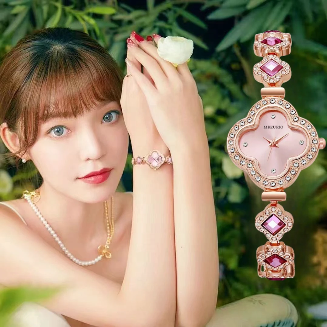 粉色8404——手表女时尚简约水钻轻奢气质手链表女——四叶草樱花粉