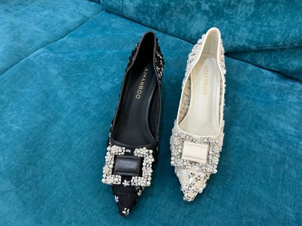 女鞋气质时尚细跟尖头满钻小香风春季