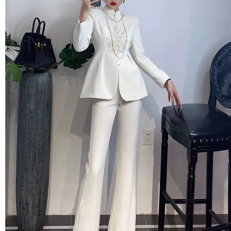 2024高级感设计感优雅立领重工国风刺绣微喇套装女2502