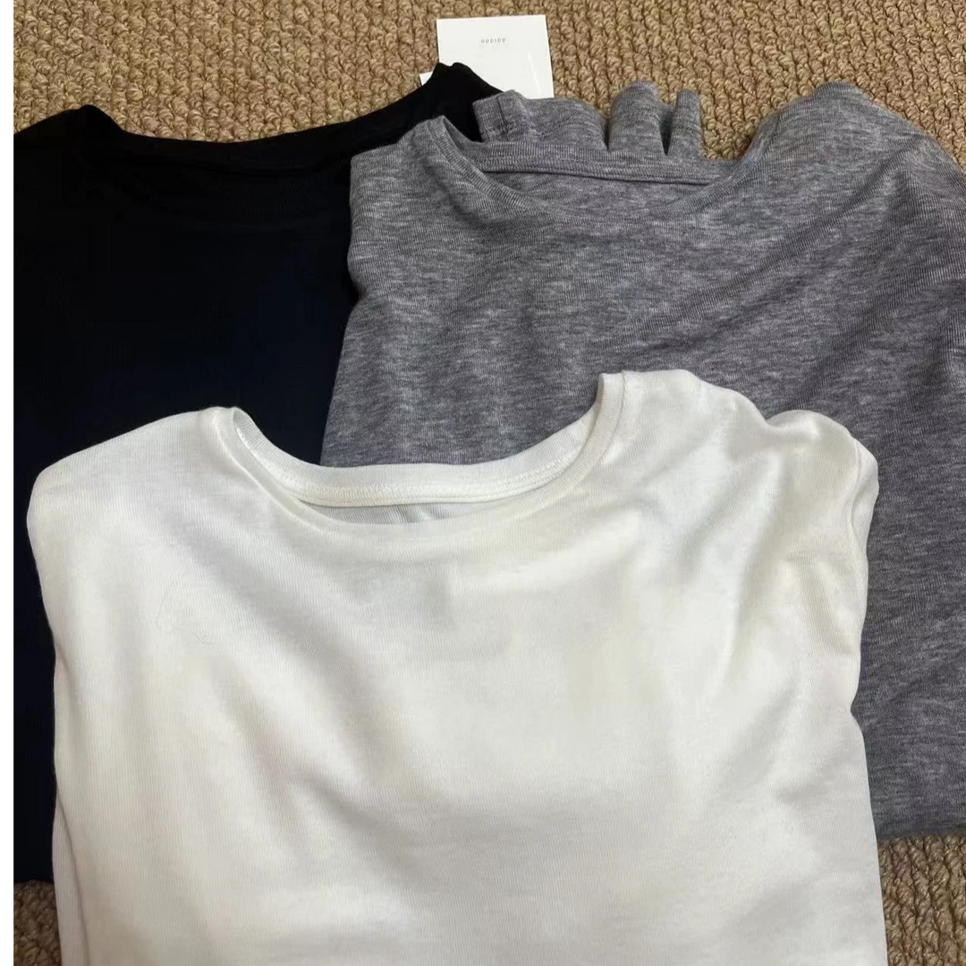 三色圆领打底衫T恤