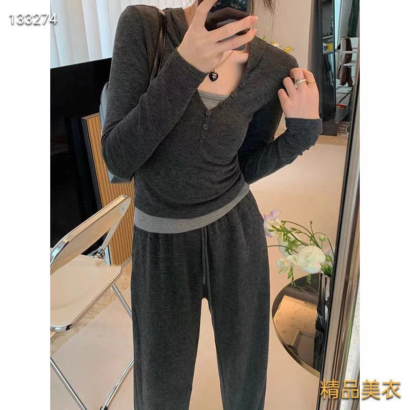孤品显瘦上衣连衣裙