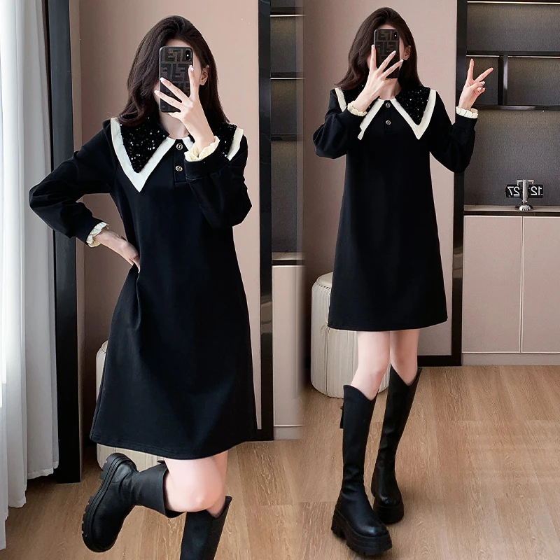 时尚设计感娃娃领连衣裙女秋冬新款减龄遮肉显瘦百搭赫本小黑裙女