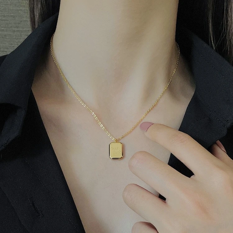 钛钢项链 X-936 立体几何字母方牌吊坠项链女ins轻奢短款锁骨链