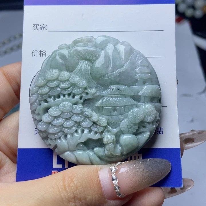 翡翠颈饰未镶嵌翡翠
