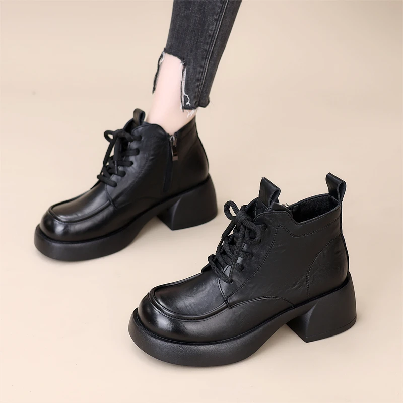 跟高6cm 软皮厚底粗跟马丁靴女款2025秋冬款中高跟小个子加绒短靴