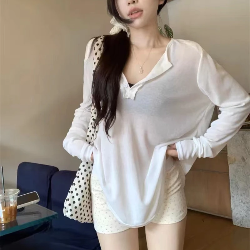 现货2025夏季新款防晒纽扣V领长袖宽松女款慵懒风薄款空调防晒