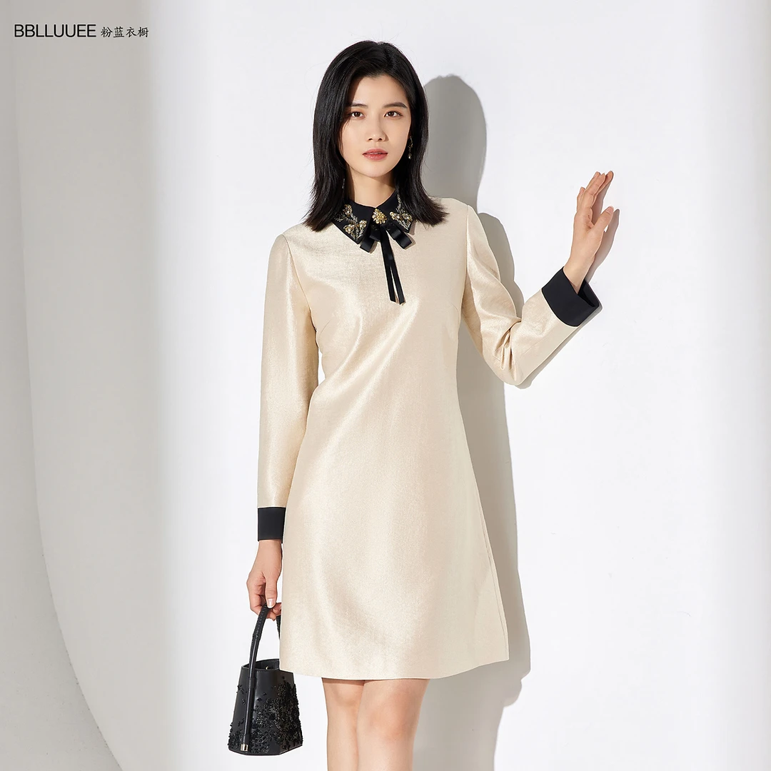 粉蓝衣橱优雅名媛丝毛连衣裙女2023春装新款轻奢小香风宽松衬衫裙