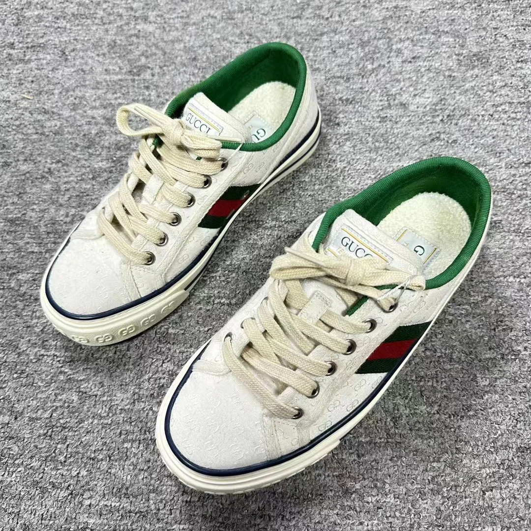 GUCCI/古驰36.5码/仔仔女鞋折扣 白色休闲拼接1977系列板鞋1684