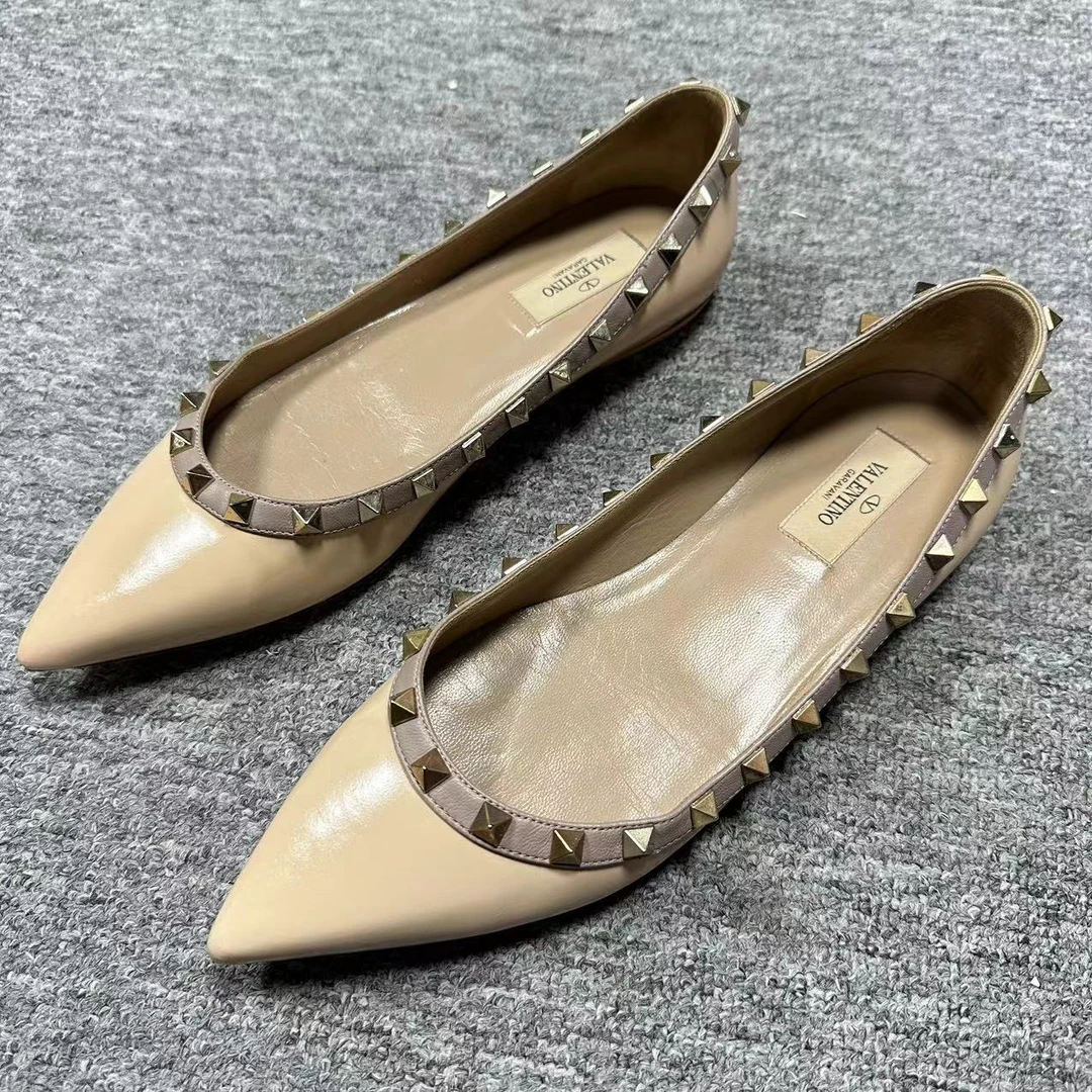 Valentino/华伦天奴仔仔女鞋折扣 裸色休闲平底单鞋 38.5码 414