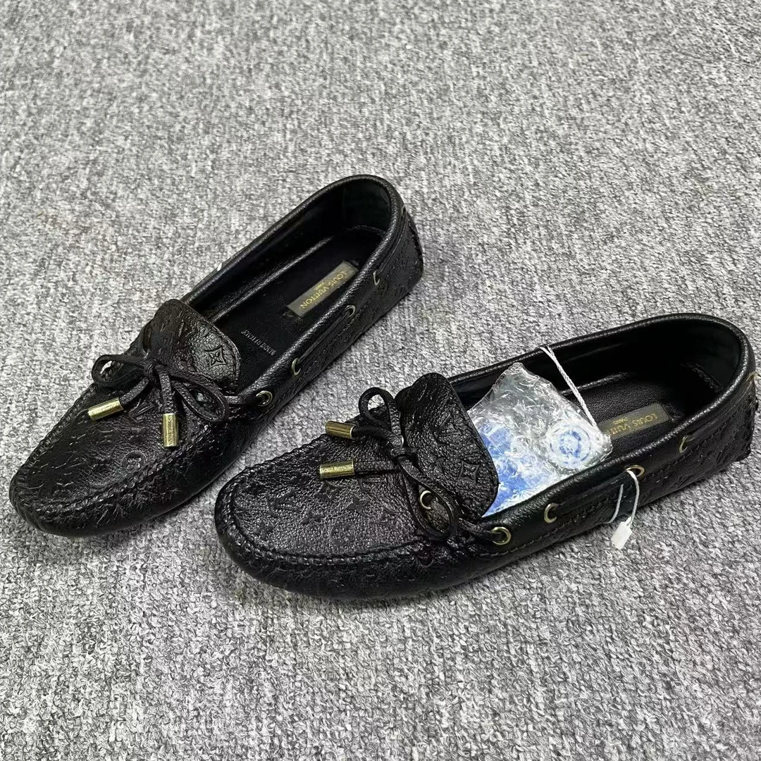 LouisVuitton/路易威登36码/仔仔女鞋 黑色浮雕蝴蝶结豆豆鞋 1759