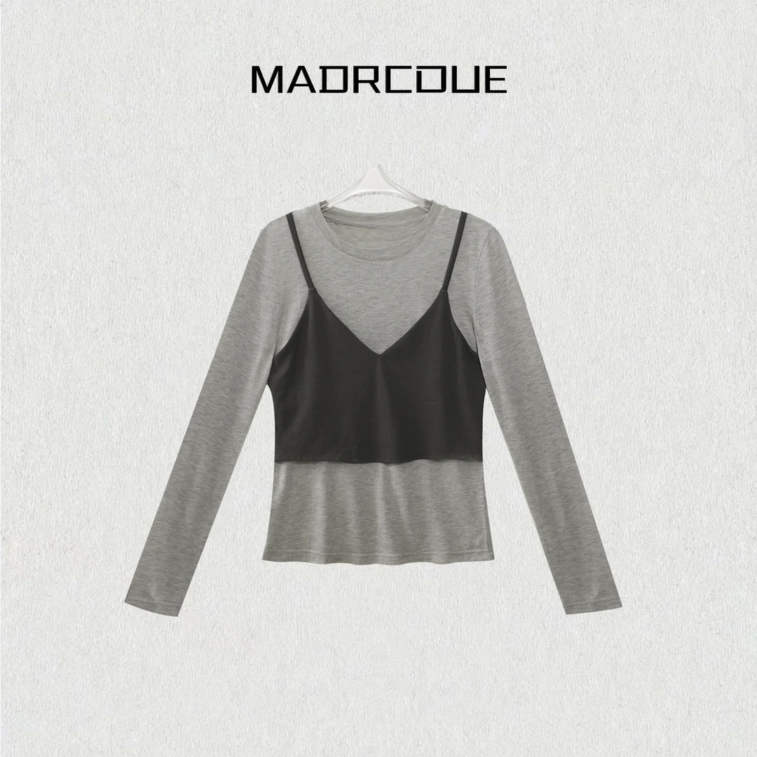 MADRCOUE秋季新款假两件T恤拼接修身正肩长袖上衣M8960