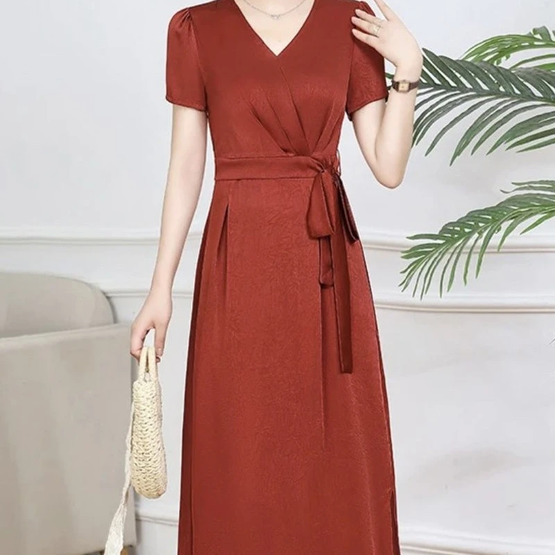 L2477 V领气质减龄女神范腰带遮肚显瘦连衣裙