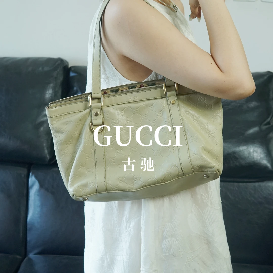 95新 GUCCI/古驰 白色压纹派拉蒙包/BB08604059/09