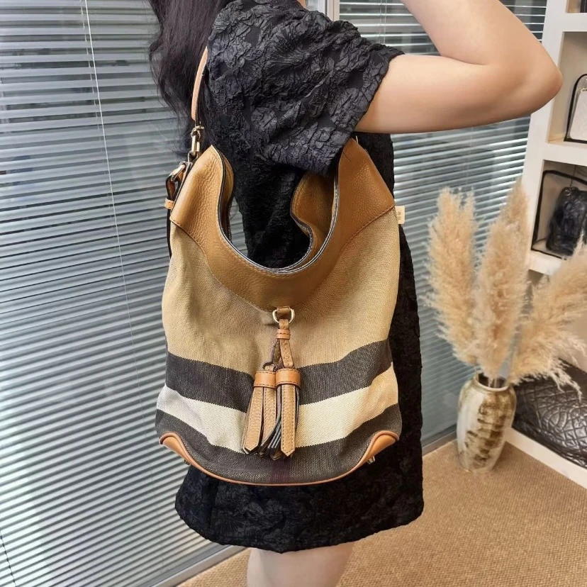 95新 BURBERRY/博柏利 XM/黄黑色亚麻格纹手提流苏包/DH08722566
