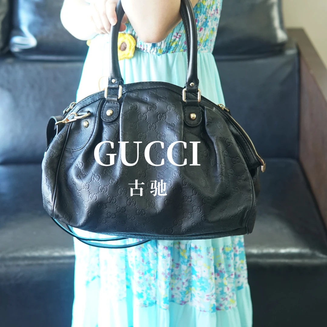 95新 GUCCI/古驰 黑色压纹斜挎包/BB07419020/09