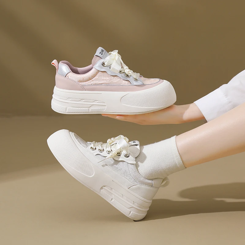 ZHR/则则女鞋2024夏季新款厚底板鞋多巴胺鞋新中式刺绣早秋新中式