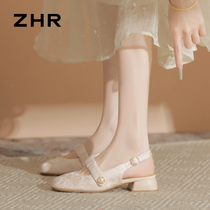 ZHR则则|【云褶横带】时尚一字带女凉鞋包头女凉鞋夏季2025粗跟女