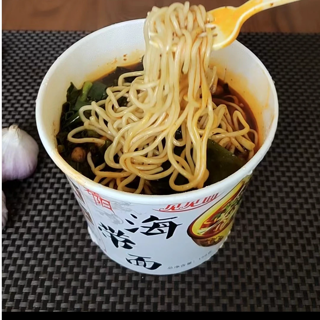 见见面 10桶海带面 湖北襄阳特产牛油麻辣速食方便碱面 桶装泡面