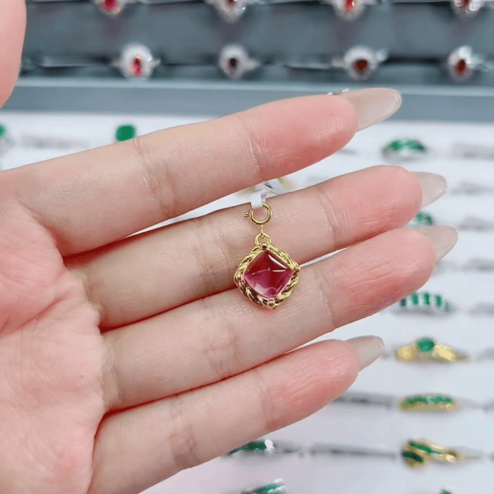 紫晶吊坠18k金镶嵌