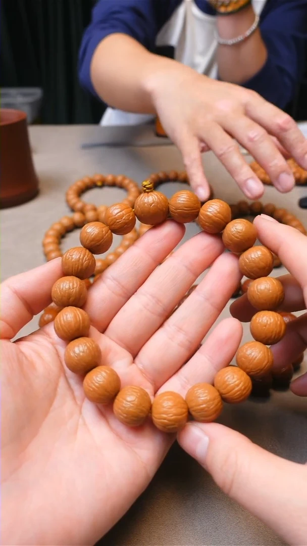 【闪购商品】猴头核桃手串聚宝盆猴头15+