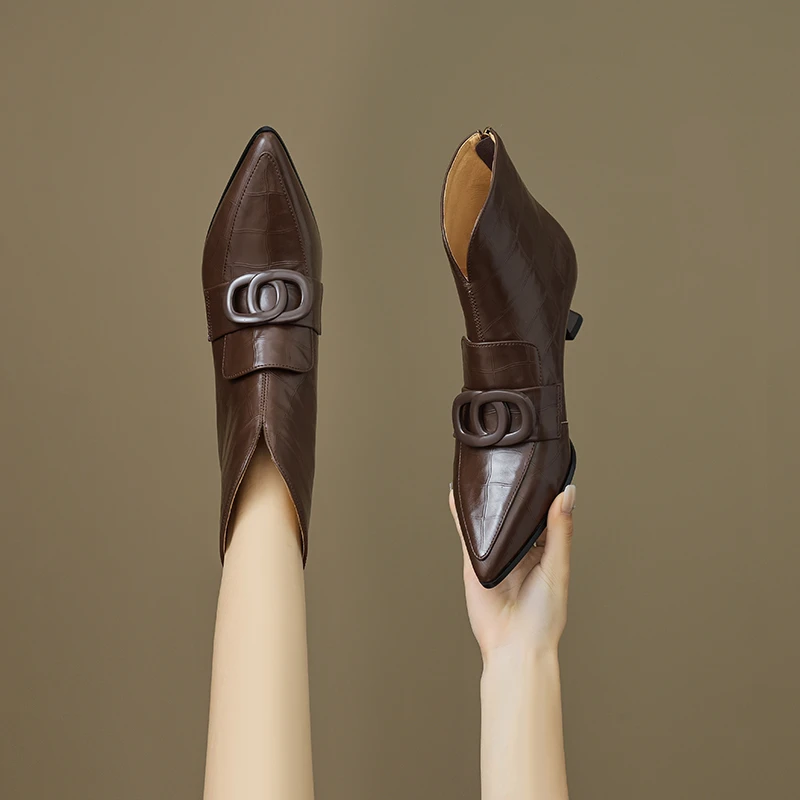 牛皮 跟高5CM 秋冬新款法式复古气质显瘦后拉链中跟尖头短靴