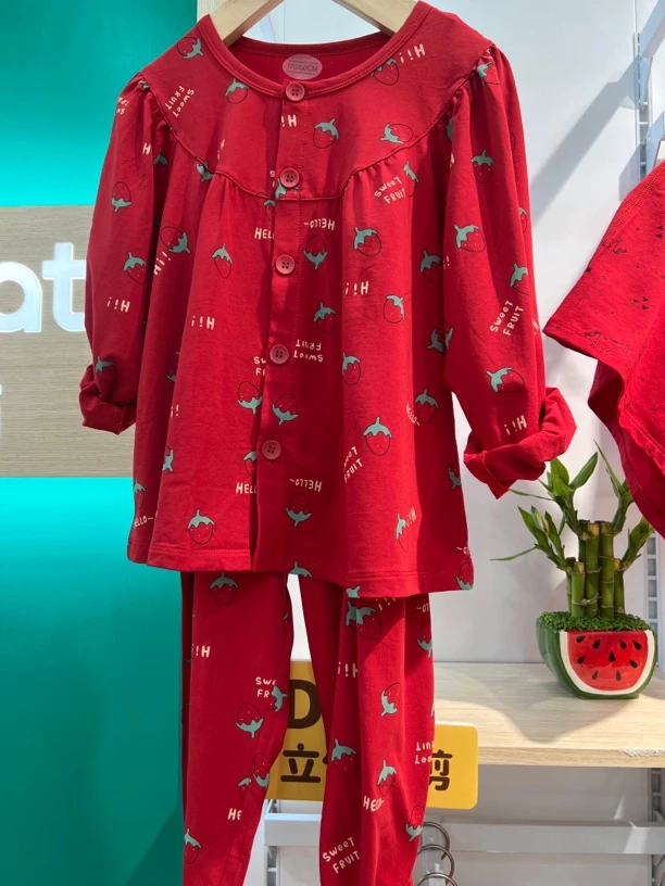 威奇猫新年红色草莓睡衣家居