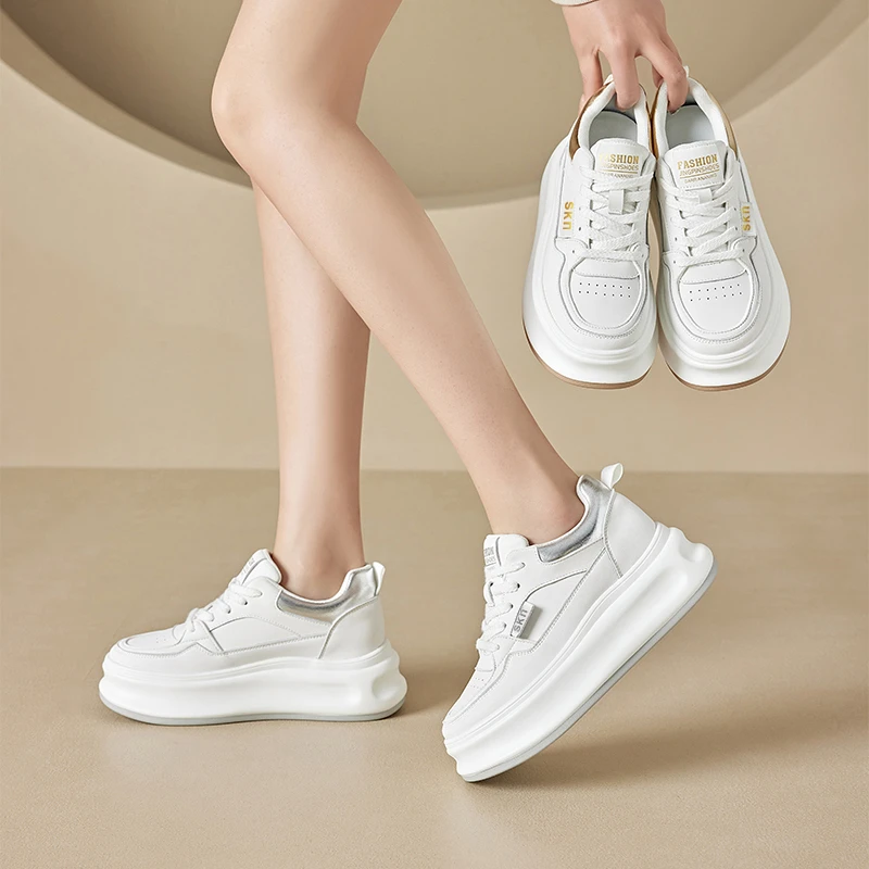 松糕小白鞋女2024秋新款增高7CM小个子真皮厚底显瘦休闲板鞋女鞋