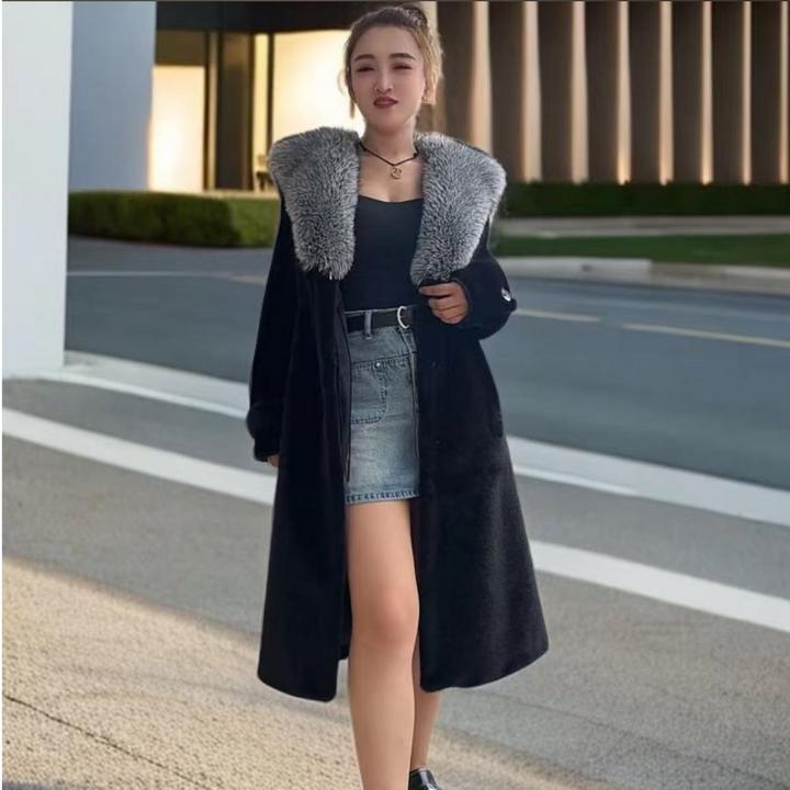 女士时尚百搭大毛领外套