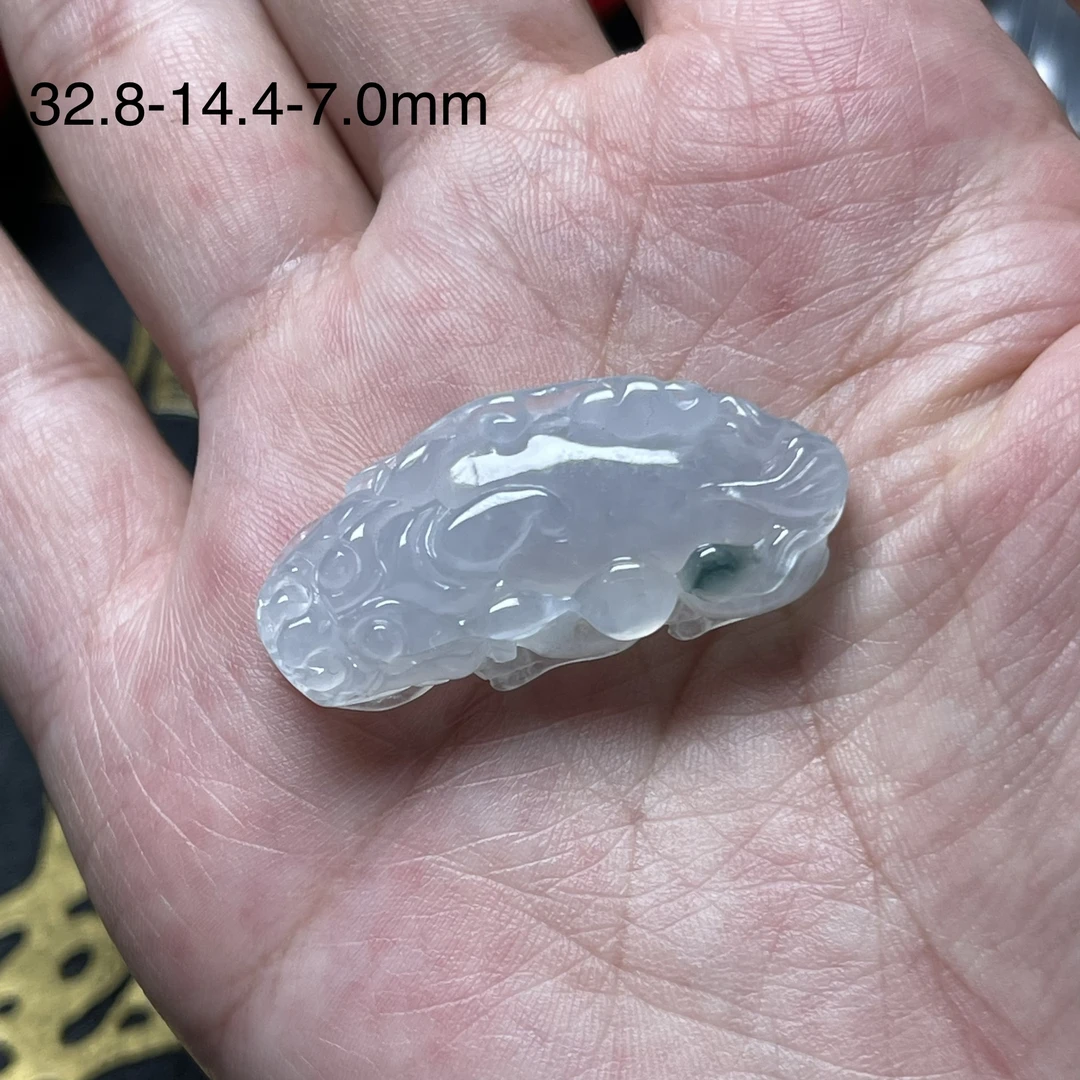 天然缅甸翡翠A货冰种貔貅